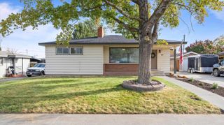 44 N Lyle St, Kennewick, WA 99336