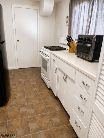 142 Island Ave, Little Falls Twp., NJ 07424