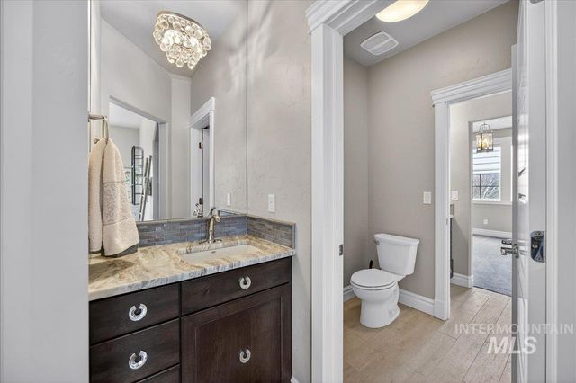 754 S Lone Hollow Way, Eagle, ID 83616