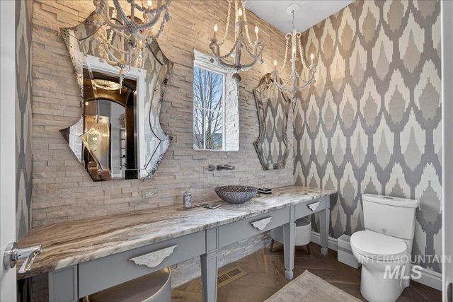 754 S Lone Hollow Way, Eagle, ID 83616