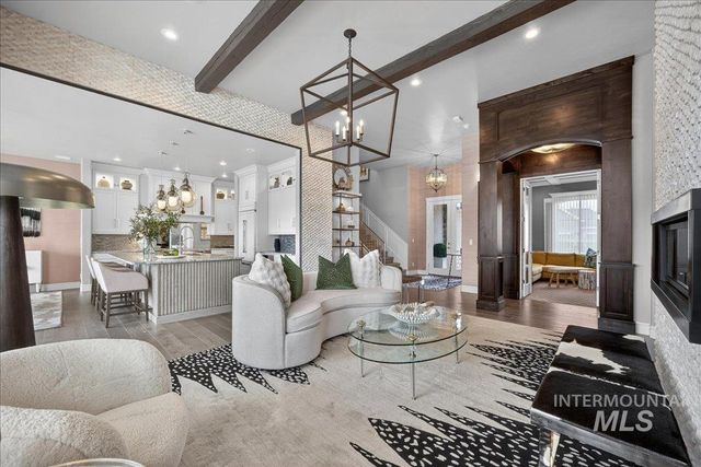 754 S Lone Hollow Way, Eagle, ID 83616