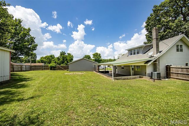 813 E 3rd Street, Salem, MO 65560