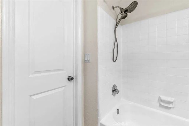 3050 S Bristol 1J, Santa Ana, CA 92704