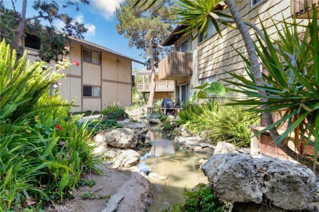 3050 S Bristol 1J, Santa Ana, CA 92704