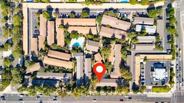 3050 S Bristol 1J, Santa Ana, CA 92704