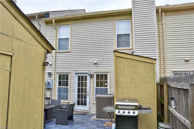 4704 Woods Edge RD, Virginia Beach, VA 23462