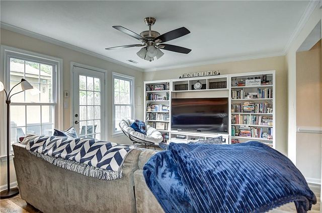 4704 Woods Edge RD, Virginia Beach, VA 23462
