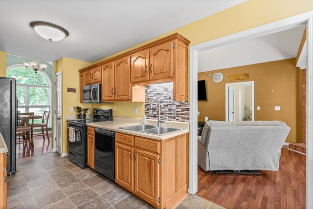 140 Cody Ct, Portland, TN 37148