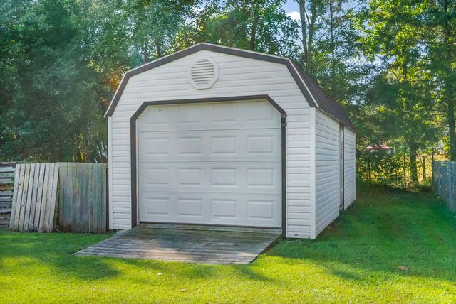 140 Cody Ct, Portland, TN 37148