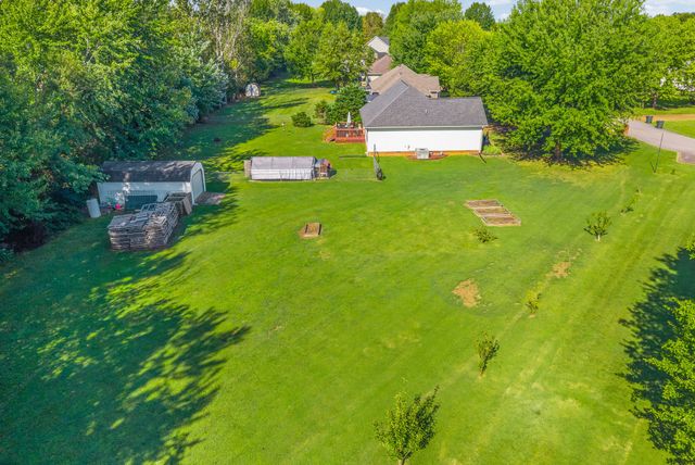 140 Cody Ct, Portland, TN 37148