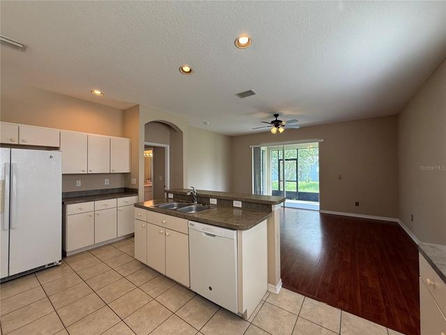 6520 BRIDGECREST DRIVE, Lithia, FL 33547