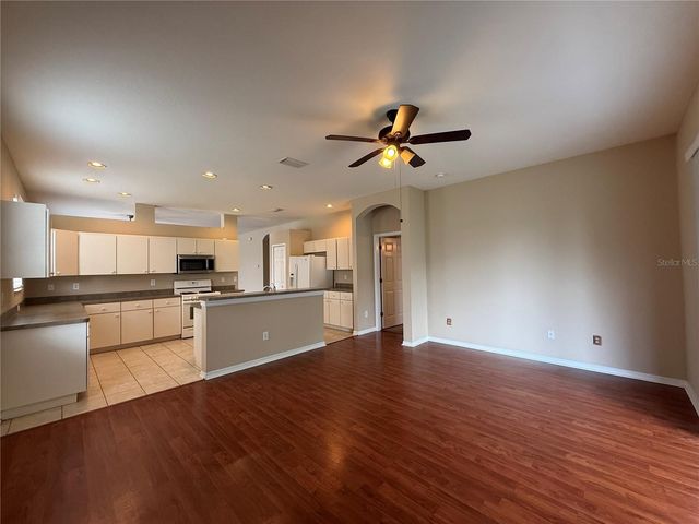 6520 BRIDGECREST DRIVE, Lithia, FL 33547