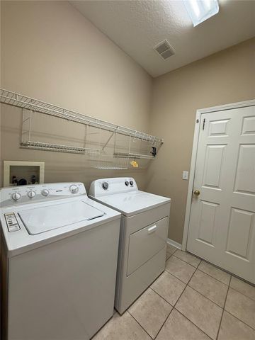6520 BRIDGECREST DRIVE, Lithia, FL 33547