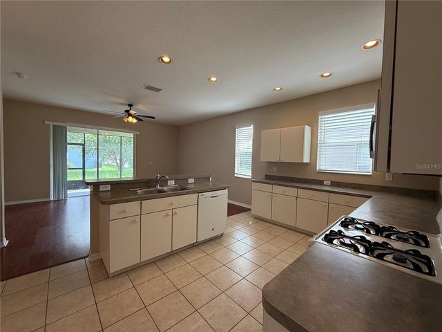 6520 BRIDGECREST DRIVE, Lithia, FL 33547