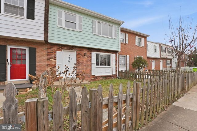 2930 BUELL CT, Dumfries, VA 22026