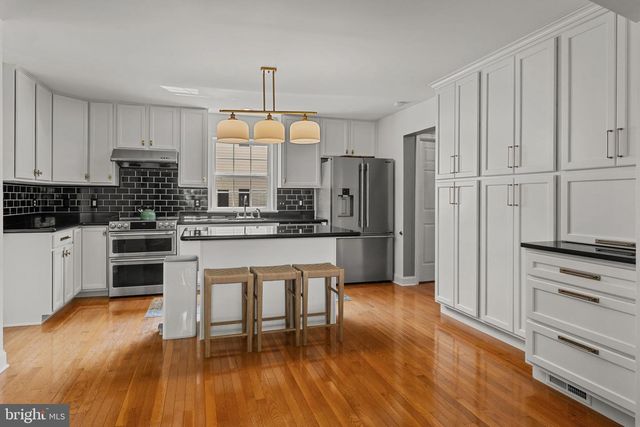 128 MONTGOMERY AVE, Souderton, PA 18964
