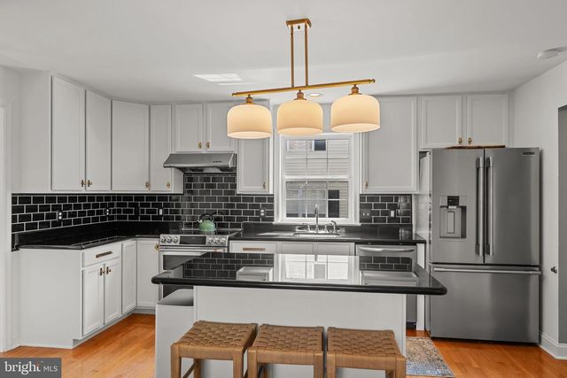 128 MONTGOMERY AVE, Souderton, PA 18964