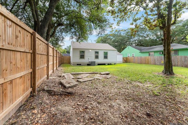 3139 Dalton St, Baton Rouge, LA 70805