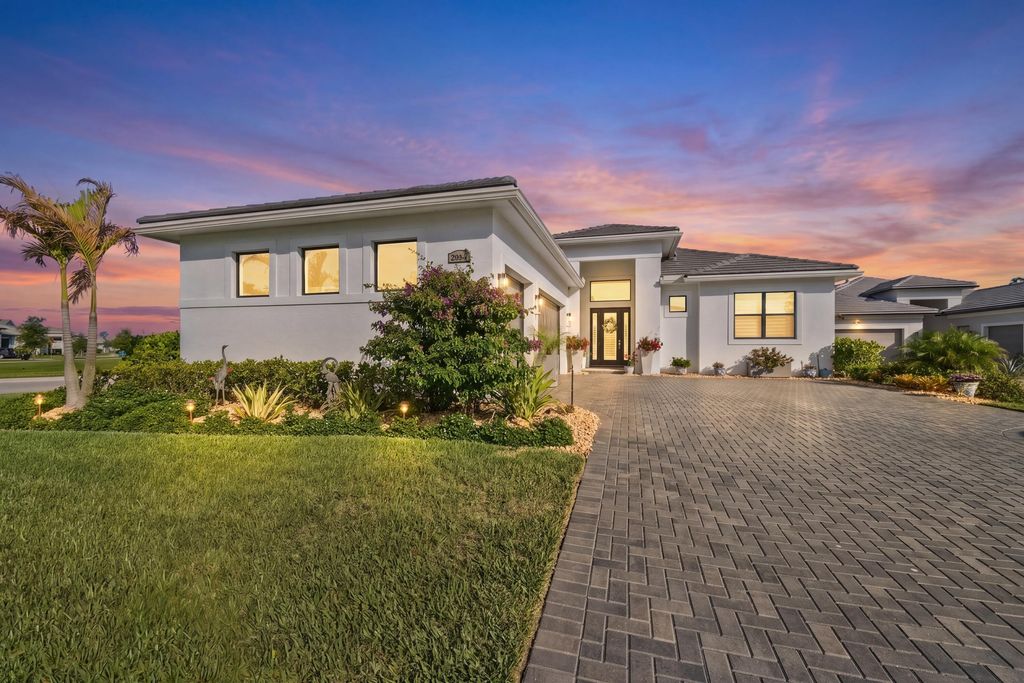 2044 SE Mosaic Boulevard, Port St. Lucie, Port St Lucie, FL 34984
