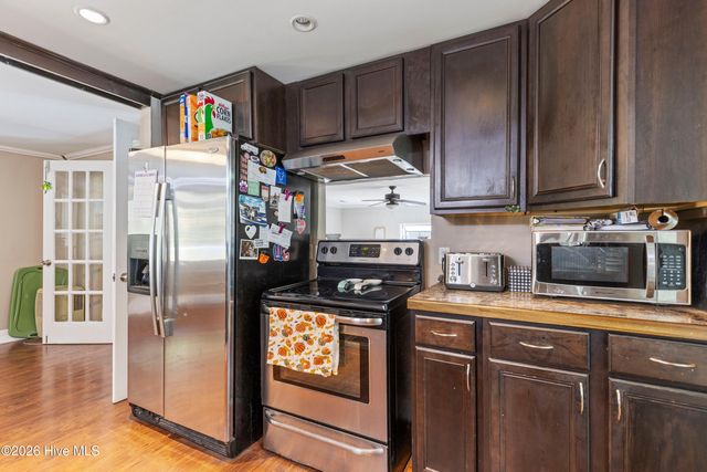 2499 Maco Road NE, Leland, NC 28451