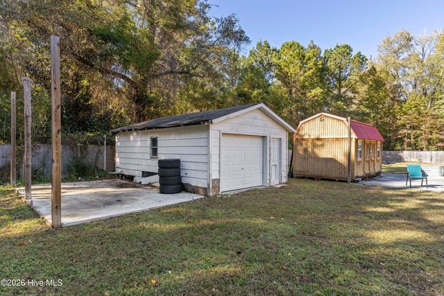 2499 Maco Road NE, Leland, NC 28451