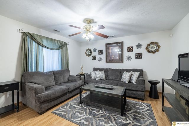 3735 N 40 Avenue, Omaha, NE 68111