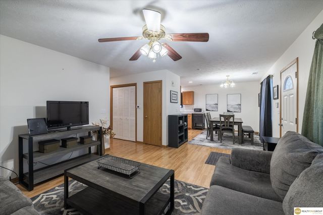 3735 N 40 Avenue, Omaha, NE 68111