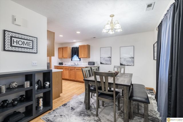 3735 N 40 Avenue, Omaha, NE 68111