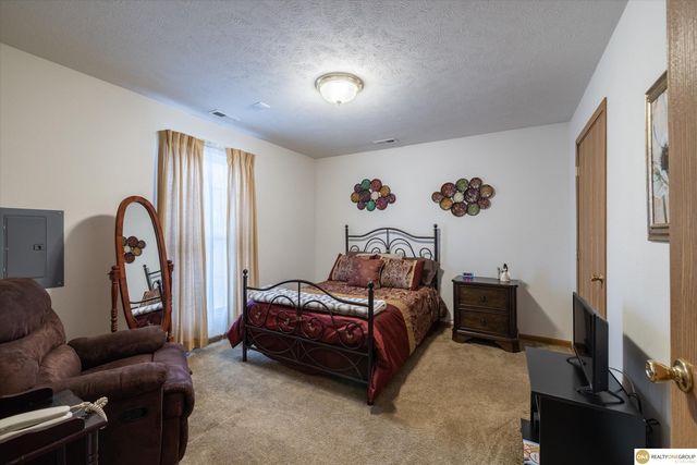 3735 N 40 Avenue, Omaha, NE 68111