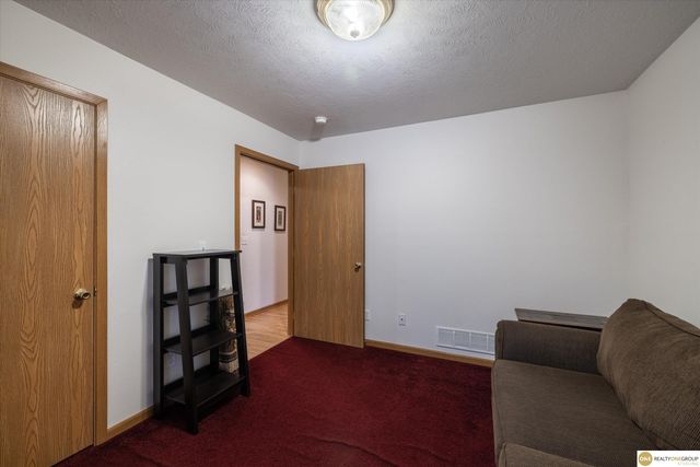 3735 N 40 Avenue, Omaha, NE 68111