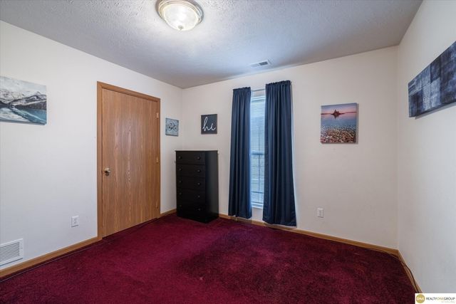 3735 N 40 Avenue, Omaha, NE 68111