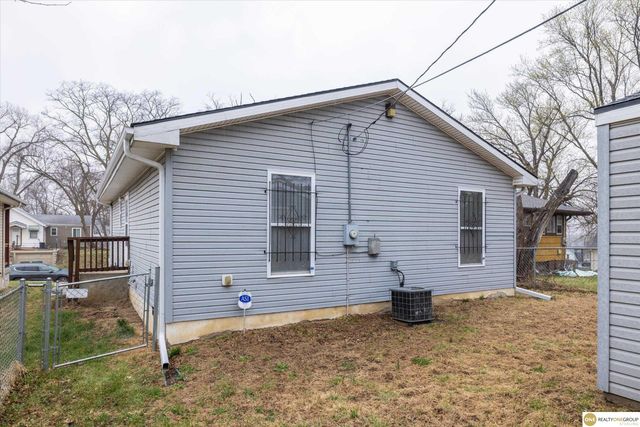 3735 N 40 Avenue, Omaha, NE 68111