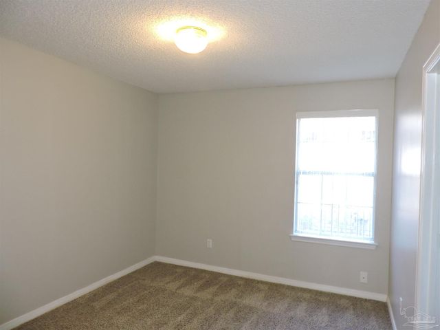 1897 Gulf Bay Ln, Pensacola, FL 32506