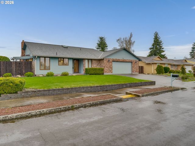 702 Ne 134TH St, Vancouver, WA 98685