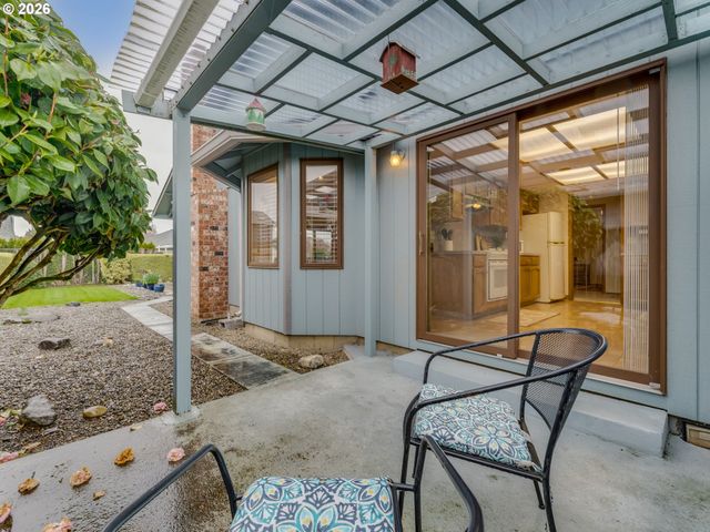 702 Ne 134TH St, Vancouver, WA 98685