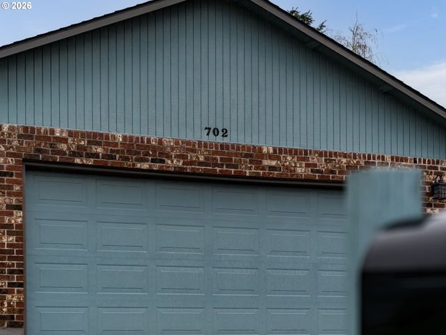 702 Ne 134TH St, Vancouver, WA 98685