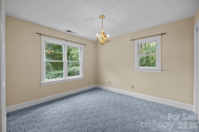 230 N Brackenbury Lane, Charlotte, NC 28270