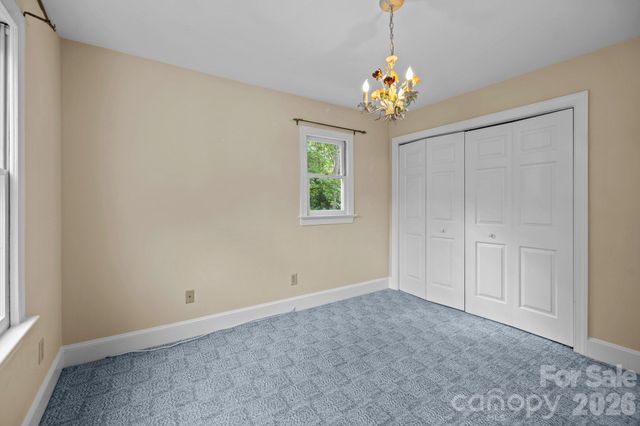 230 N Brackenbury Lane, Charlotte, NC 28270