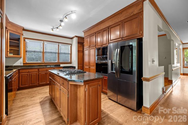 230 N Brackenbury Lane, Charlotte, NC 28270