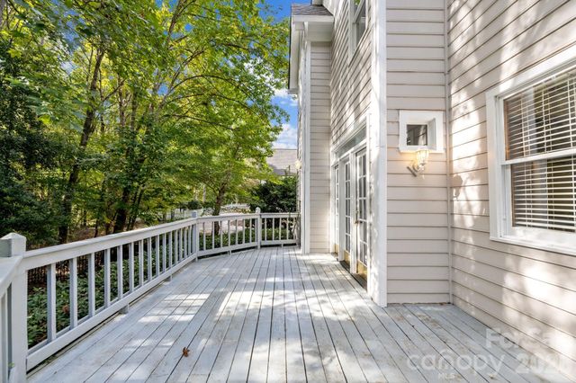 230 N Brackenbury Lane, Charlotte, NC 28270