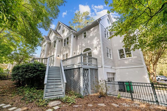 230 N Brackenbury Lane, Charlotte, NC 28270