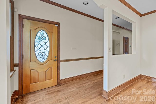 230 N Brackenbury Lane, Charlotte, NC 28270