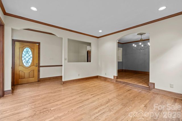 230 N Brackenbury Lane, Charlotte, NC 28270