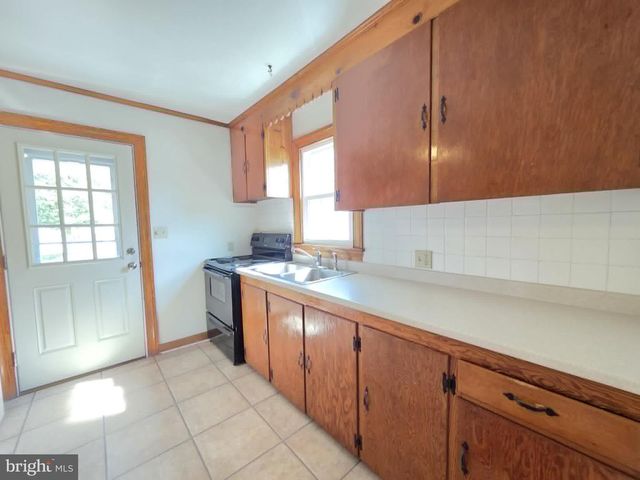 1017 TYLER AVE, Salisbury, MD 21804