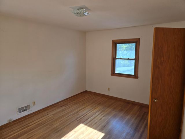 5001 W 108th Street, Bloomington, MN 55437
