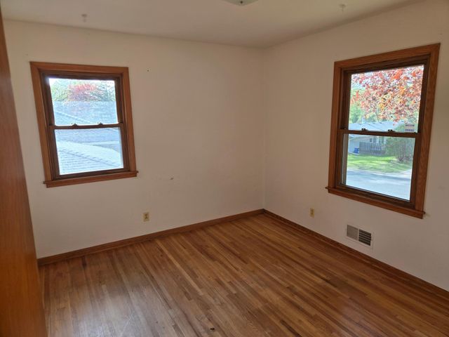 5001 W 108th Street, Bloomington, MN 55437