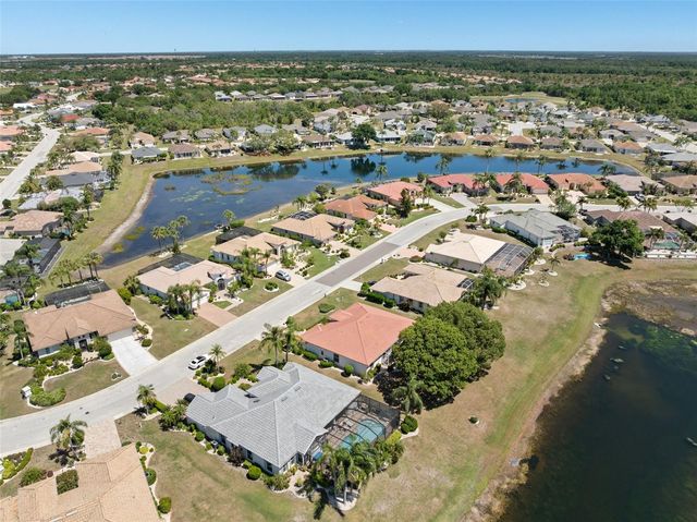 1134 SIGNATURE DRIVE, Sun City Center, FL 33573