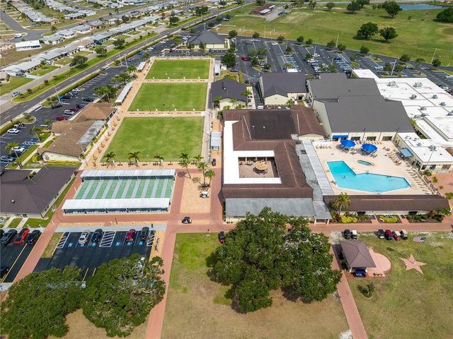 1134 SIGNATURE DRIVE, Sun City Center, FL 33573