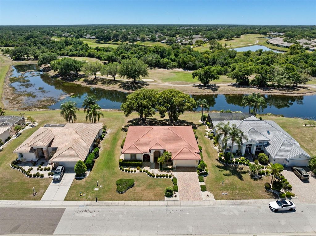 1134 SIGNATURE DRIVE, Sun City Center, FL 33573