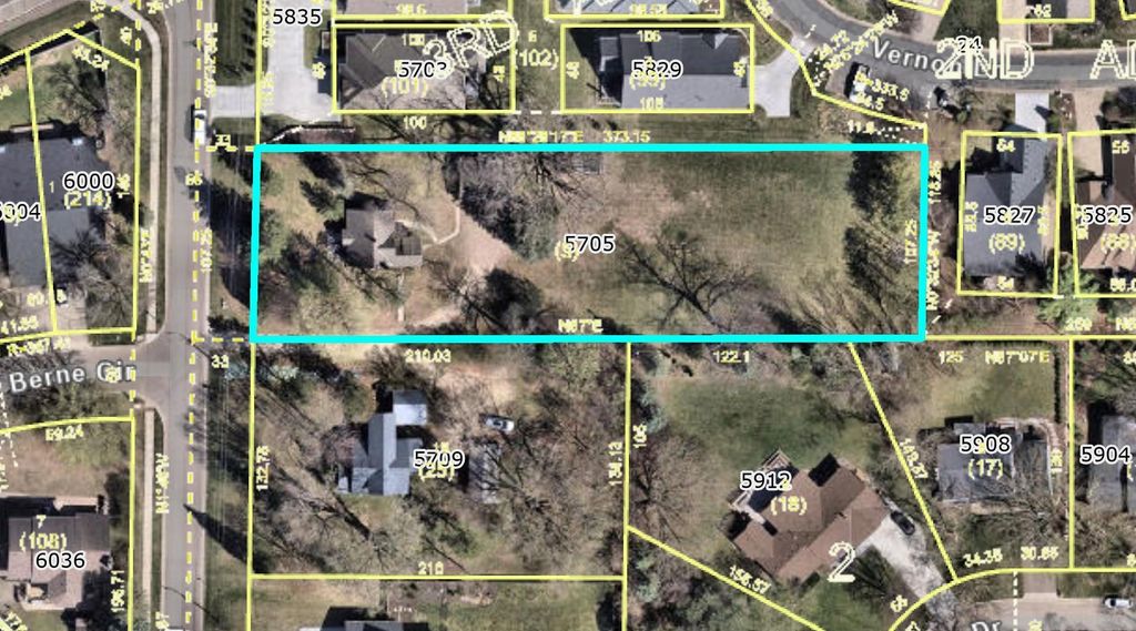 5705 Olinger Rd, Edina, MN 55436 — exterior